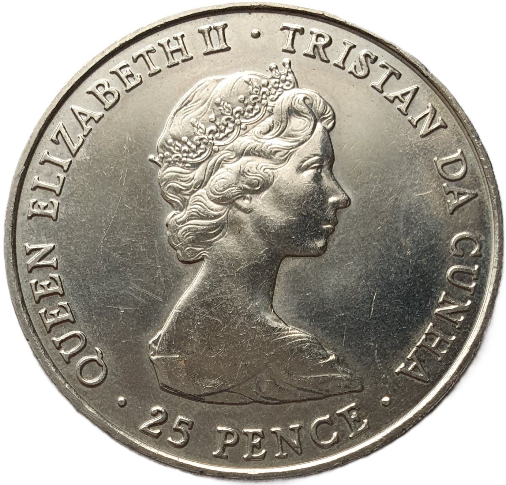 Tristan da Cunha 25 Pence - Elizabeth II Royal Wedding obverse