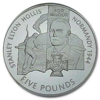 Alderney 5 Pounds - Elizabeth II Victoria Cross; Stanley Hollis reverse
