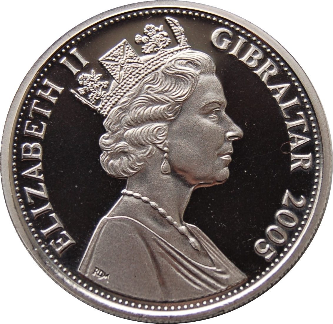 Gibraltar 1 Crown - Elizabeth II The End of the War-VE Day obverse