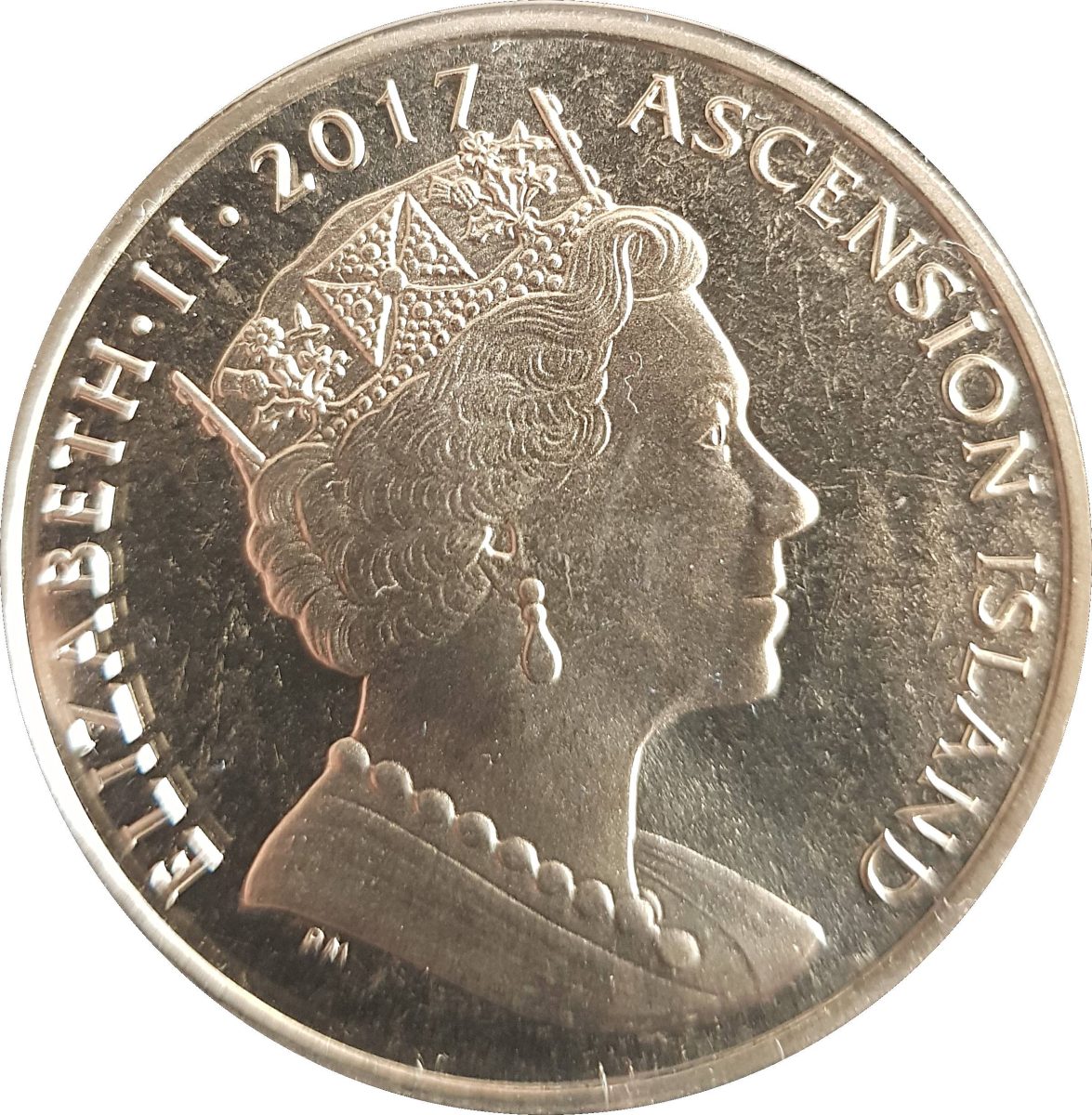 Ascension Island 1 Crown - Elizabeth II Sapphire Jubilee obverse