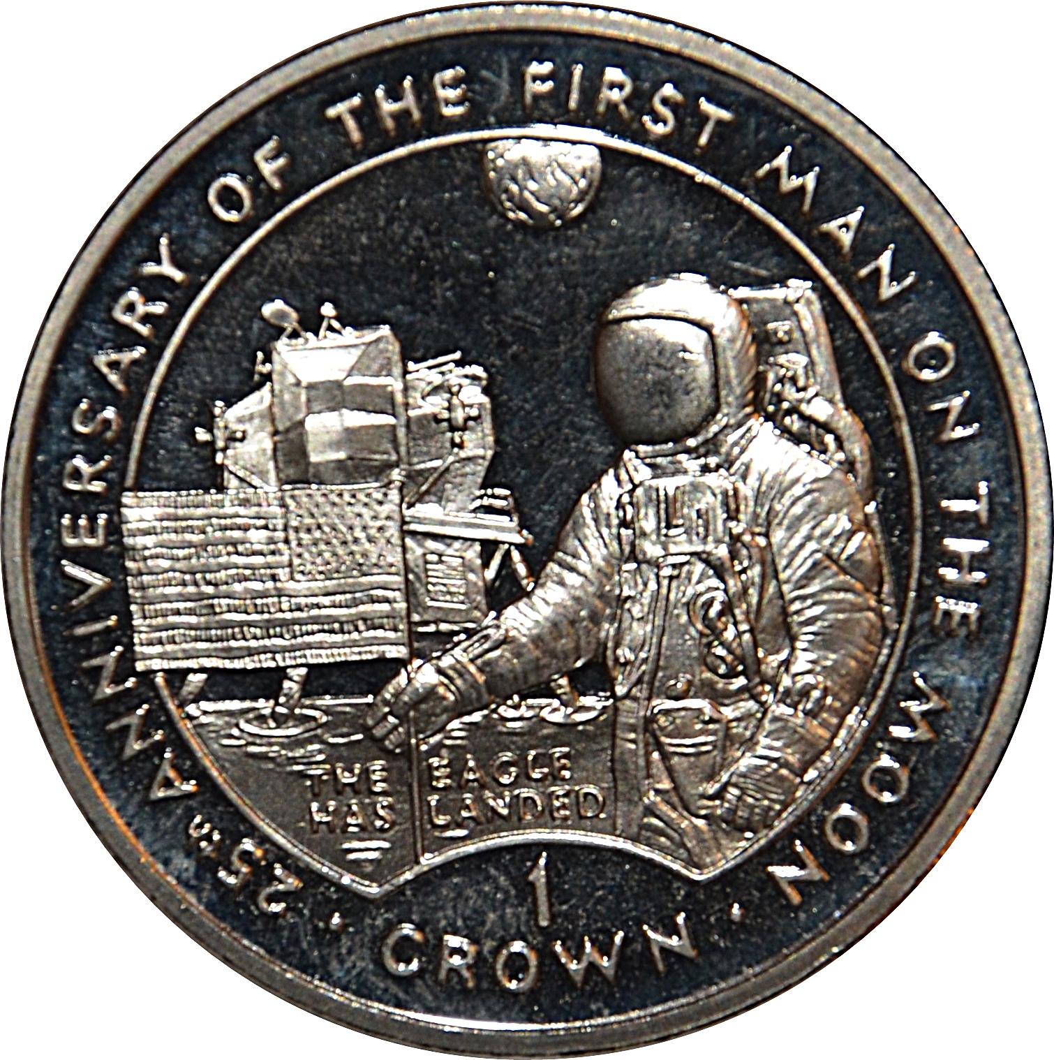 Gibraltar 1 Crown - Elizabeth II First Man on the Moon - Eagle has landed reverse