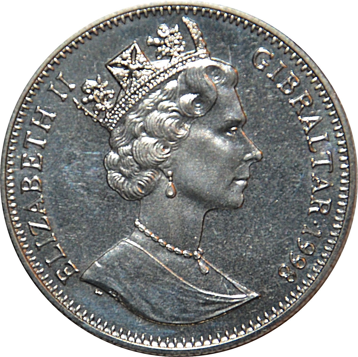 Gibraltar 1 Crown - Elizabeth II Jellyfish, stingray and fish obverse