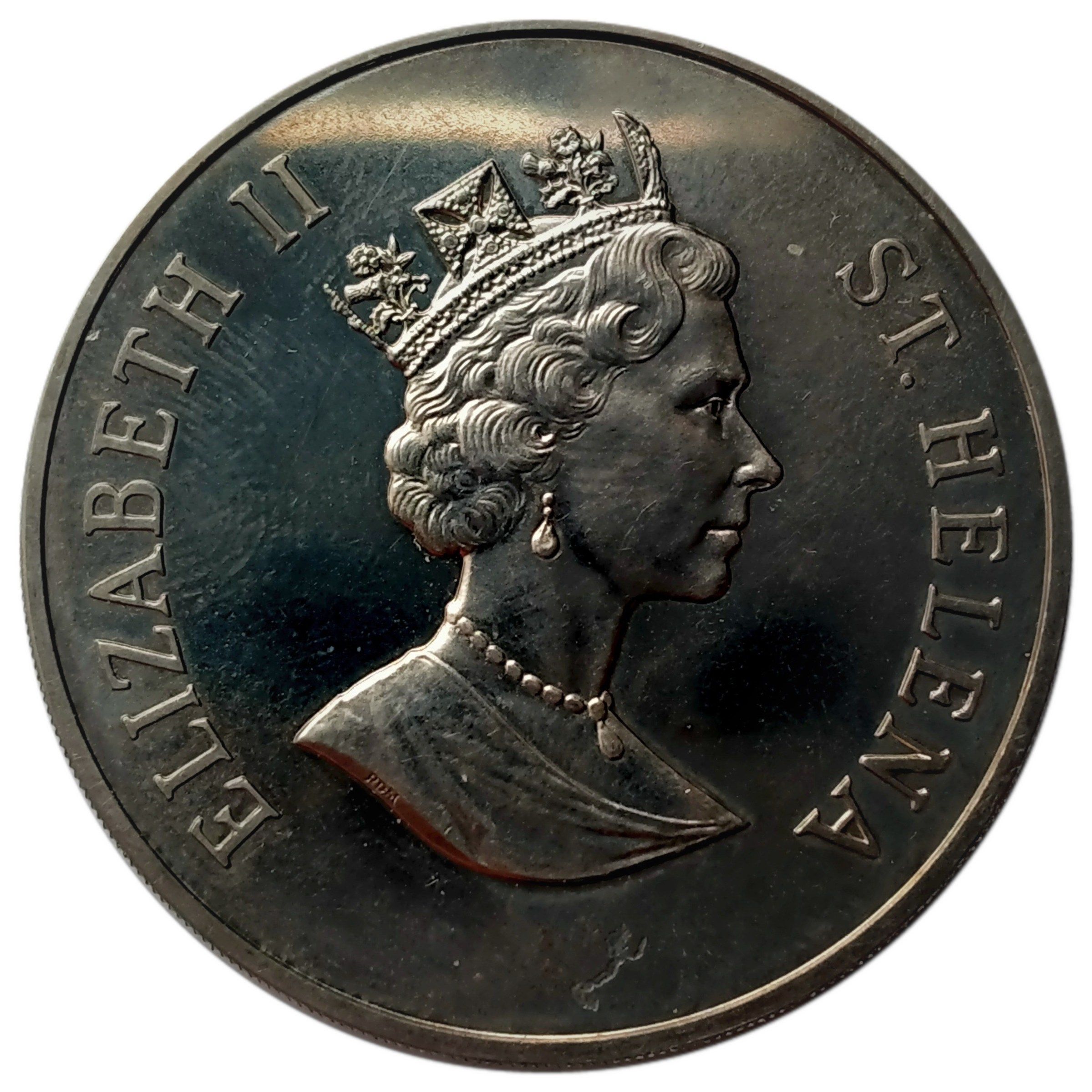 Saint Helena 50 Pence - Elizabeth II Rainpiper bird obverse