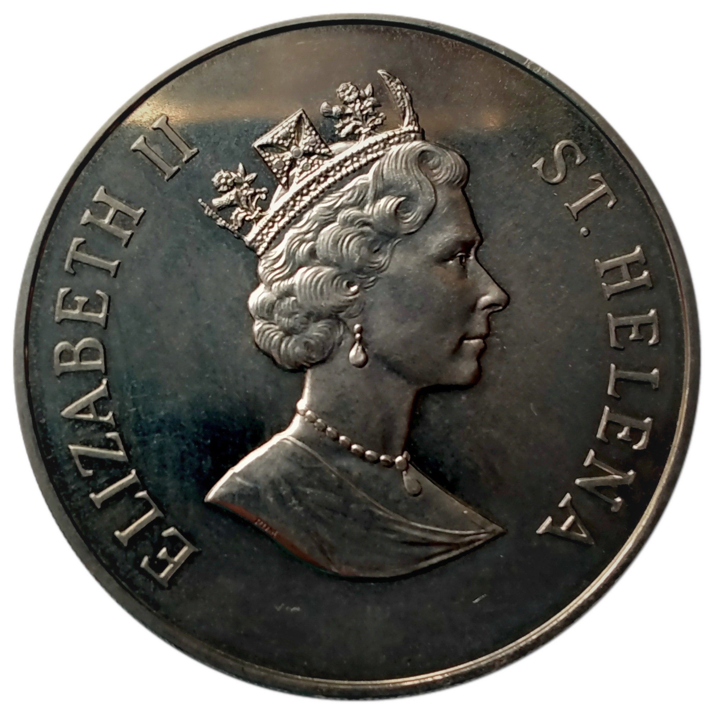 Saint Helena 50 Pence - Elizabeth II Blue Whales obverse