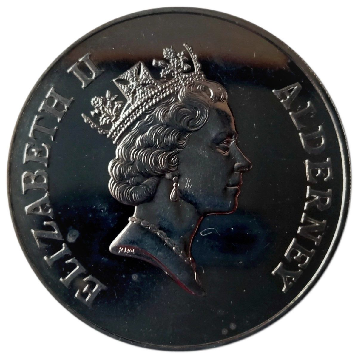 Alderney 5 Pounds - Elizabeth II Queen Elizabeth II 70th Birthday obverse