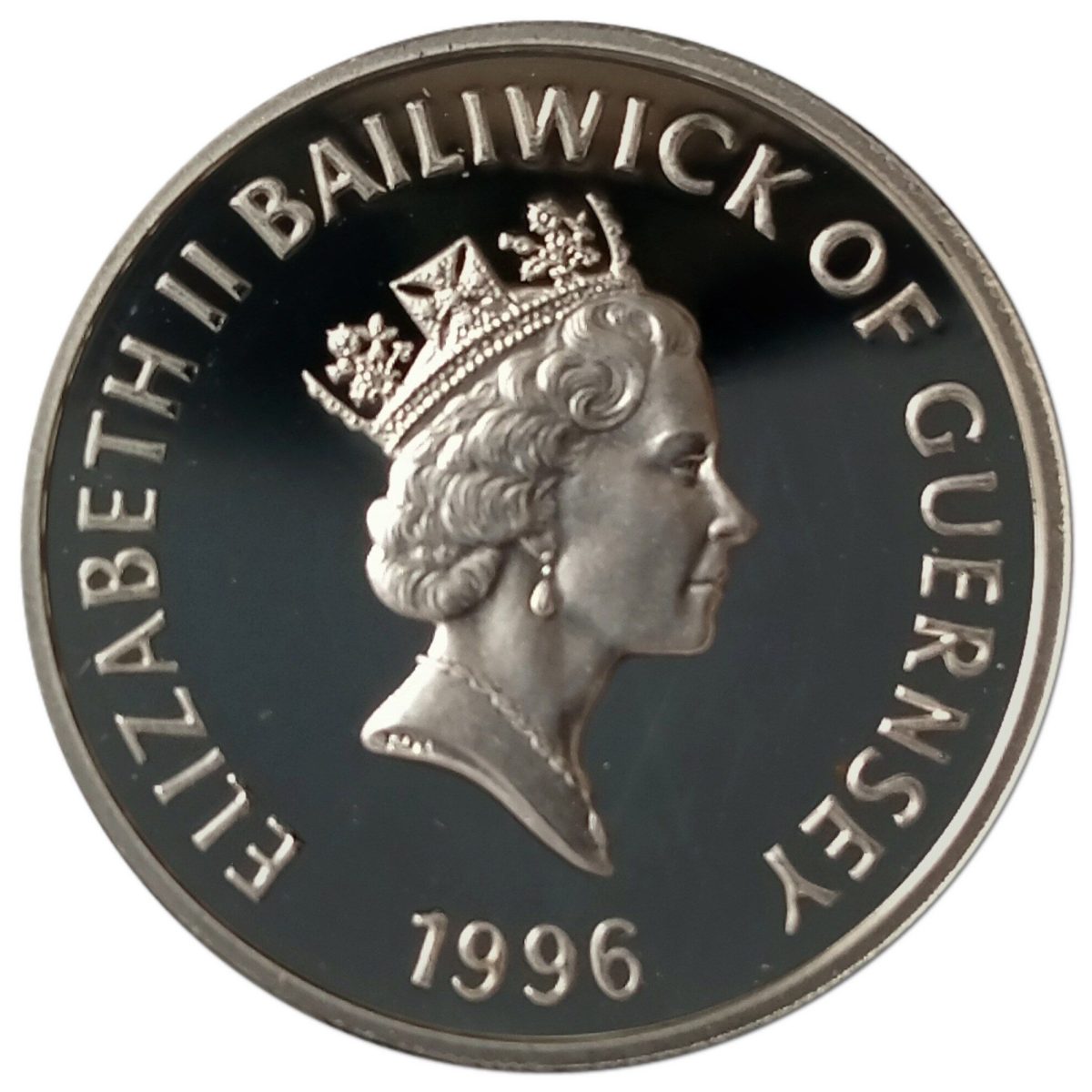 Guernsey 1 Pound - Elizabeth II Birthday - Silver obverse