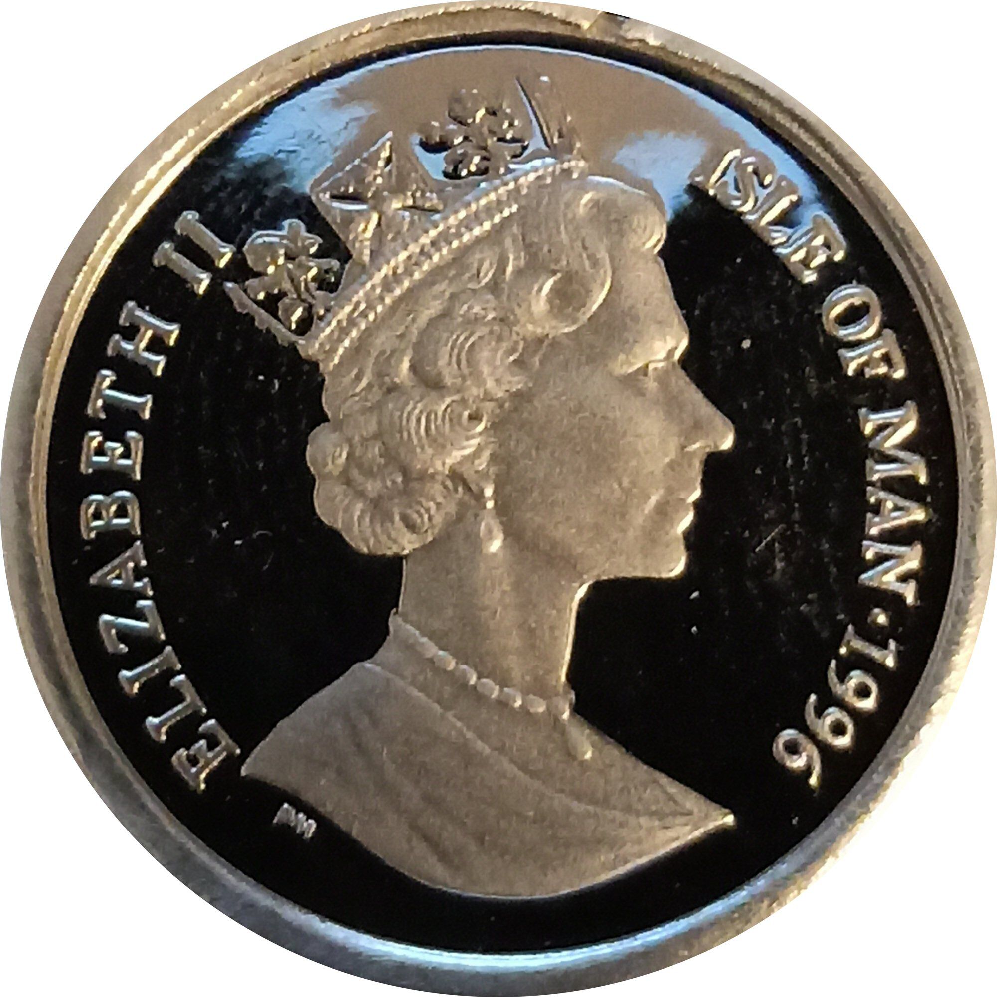 Isle of Man ⅕ Crown - Elizabeth II Camelot Castle; Platinum obverse