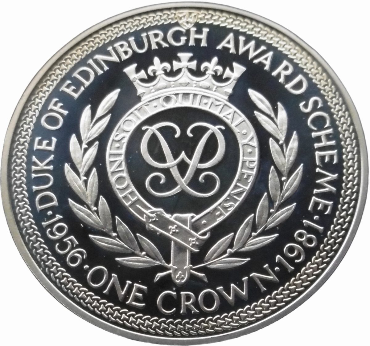 Isle of Man 1 Crown - Elizabeth II Duke of Edinburgh Award Scheme - Monogram; Silver reverse