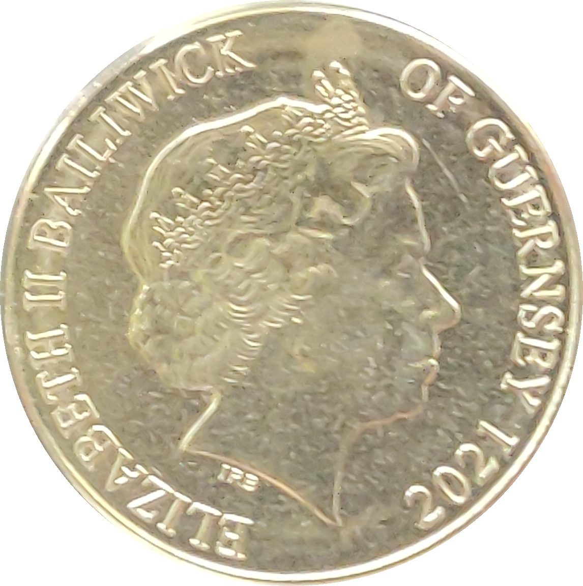 Guernsey 10 Pence - Elizabeth II Red Fox; colour printing obverse