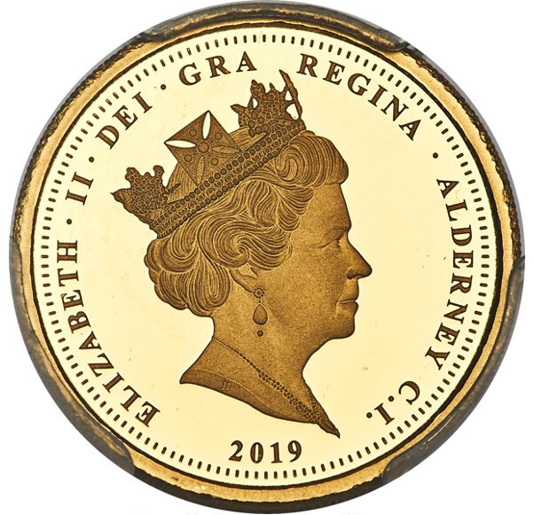 Alderney ½ Sovereign - Elizabeth II Una and the Lion obverse