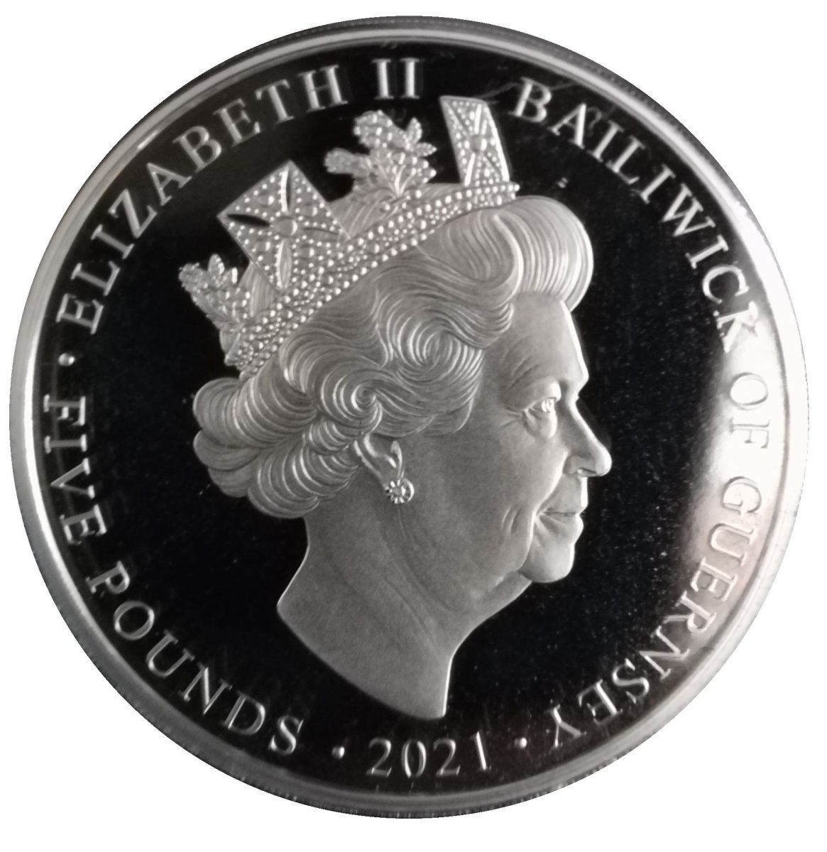 Guernsey 5 Pounds - Elizabeth II 95th Birthday obverse