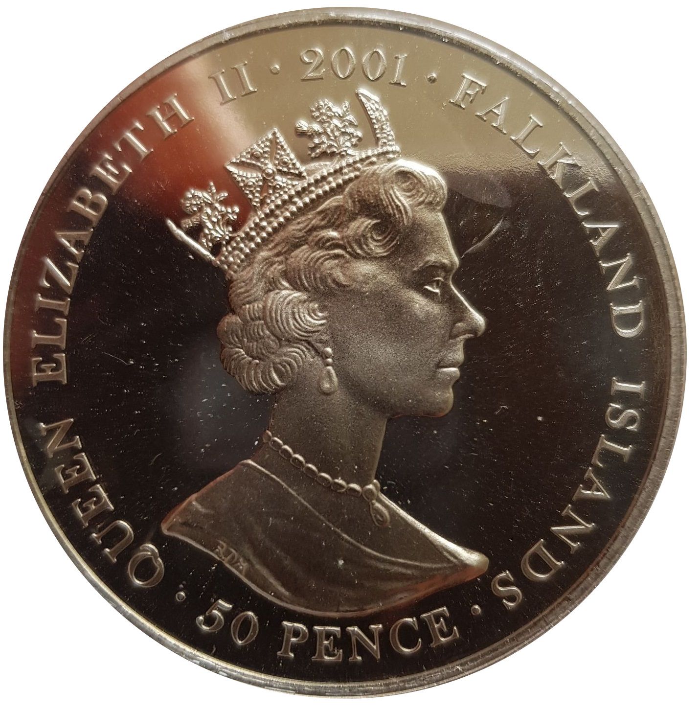 Falkland Islands 50 Pence - Elizabeth II King Henry VII of England obverse