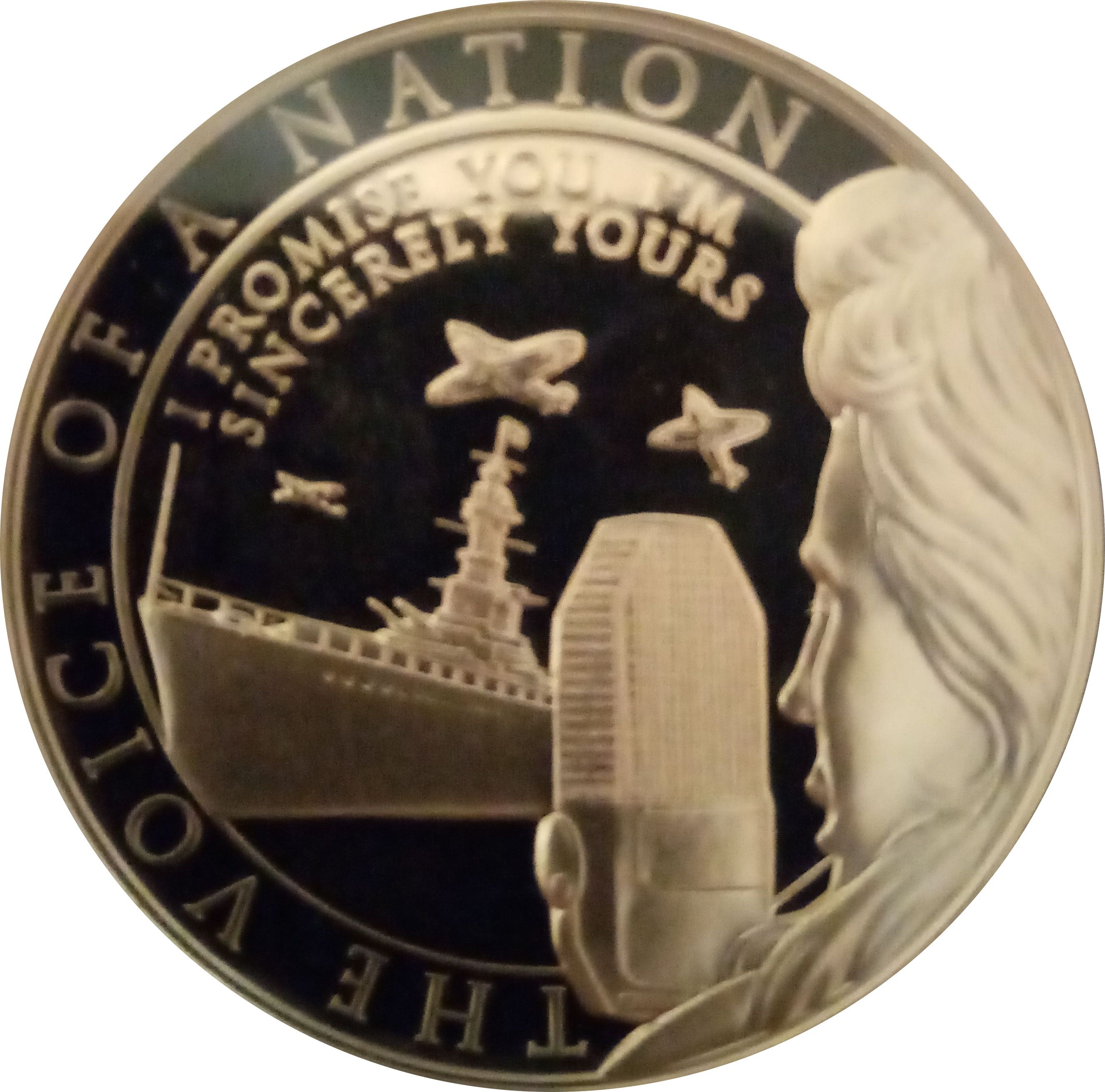Gibraltar 1 Crown - Elizabeth II Vera Lynn - Sincerely yours reverse