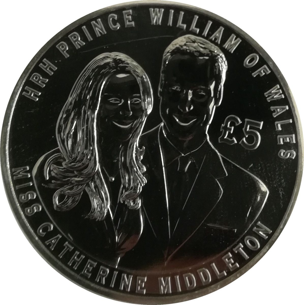 Jersey 5 Pounds - Elizabeth II The Royal Wedding 2011 obverse