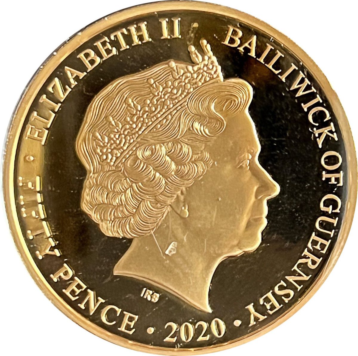 Guernsey 50 Pence - Elizabeth II RAF - Spitfire obverse
