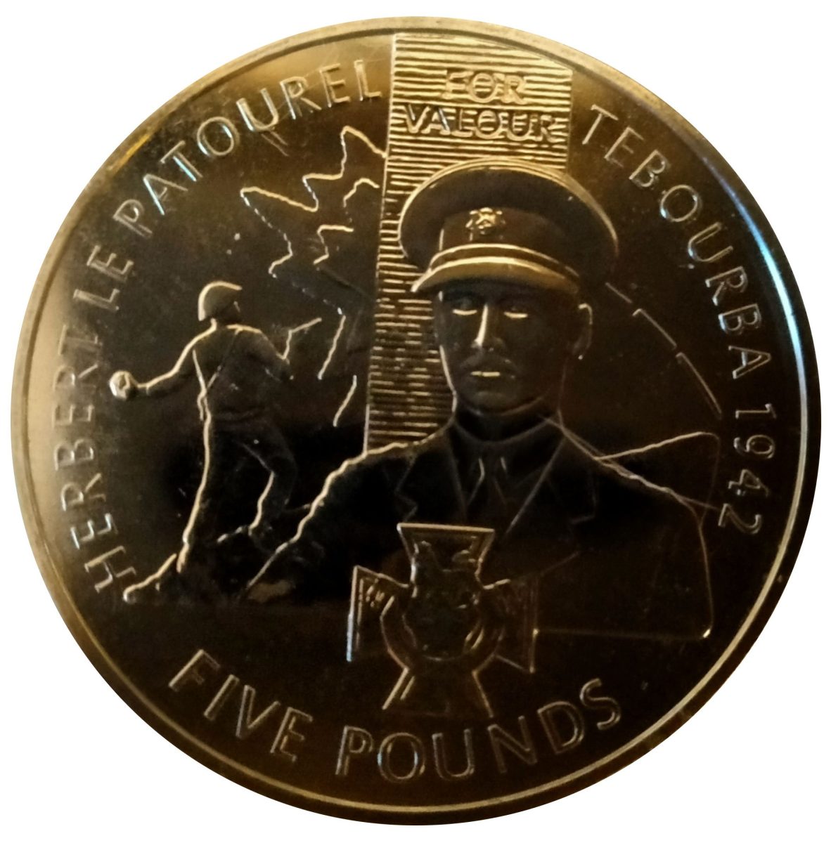 Guernsey 5 Pounds - Elizabeth II Victoria Cross - Herbert Le Patourel reverse