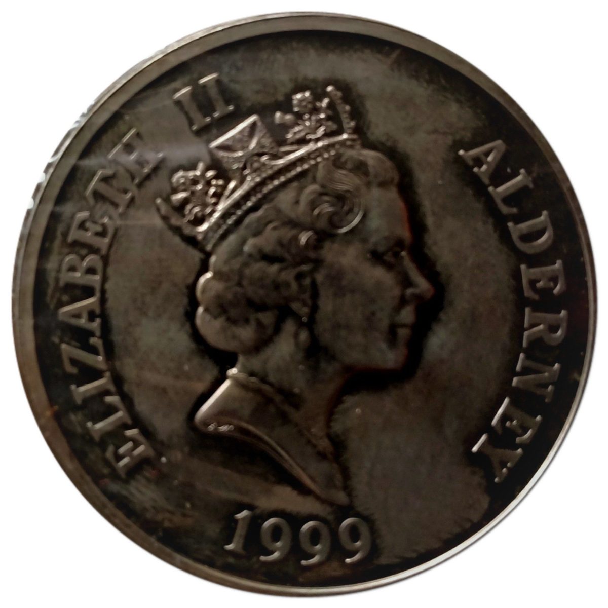 Alderney 5 Pounds - Elizabeth II Sir Winston Churchill obverse