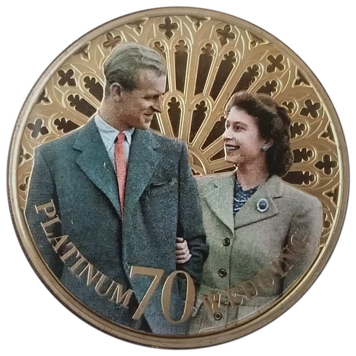 Guernsey 50 Pence - Elizabeth II Platinum Wedding - The Honeymoon Portrait 1947 reverse