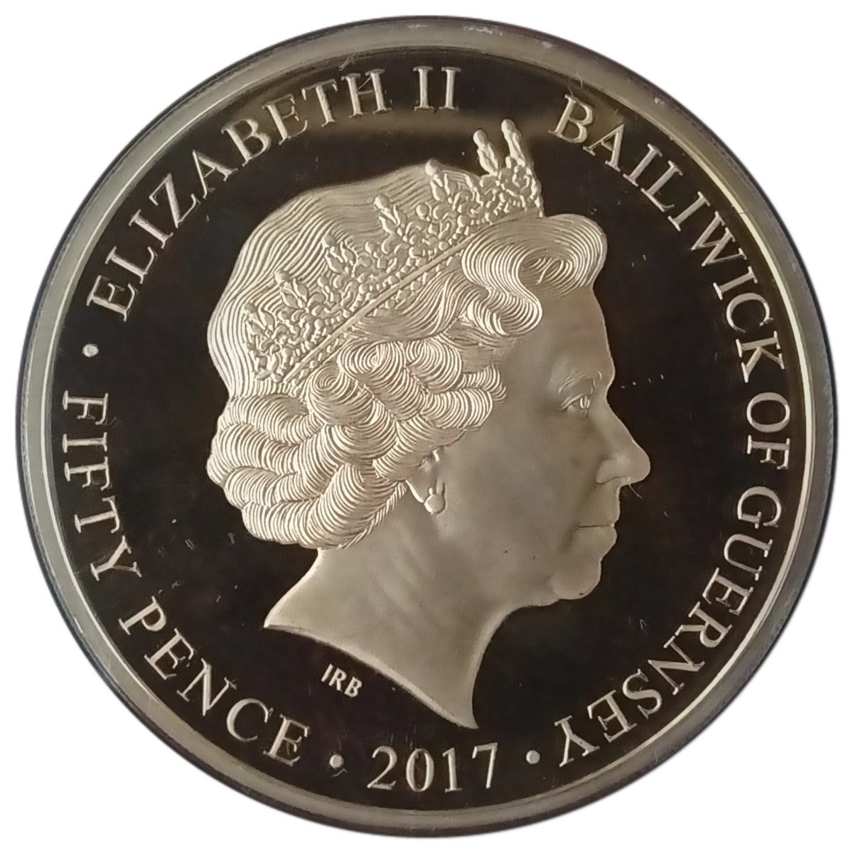 Guernsey 50 Pence - Elizabeth II Platinum Wedding - 40th Anniversary Portrait 1987 obverse