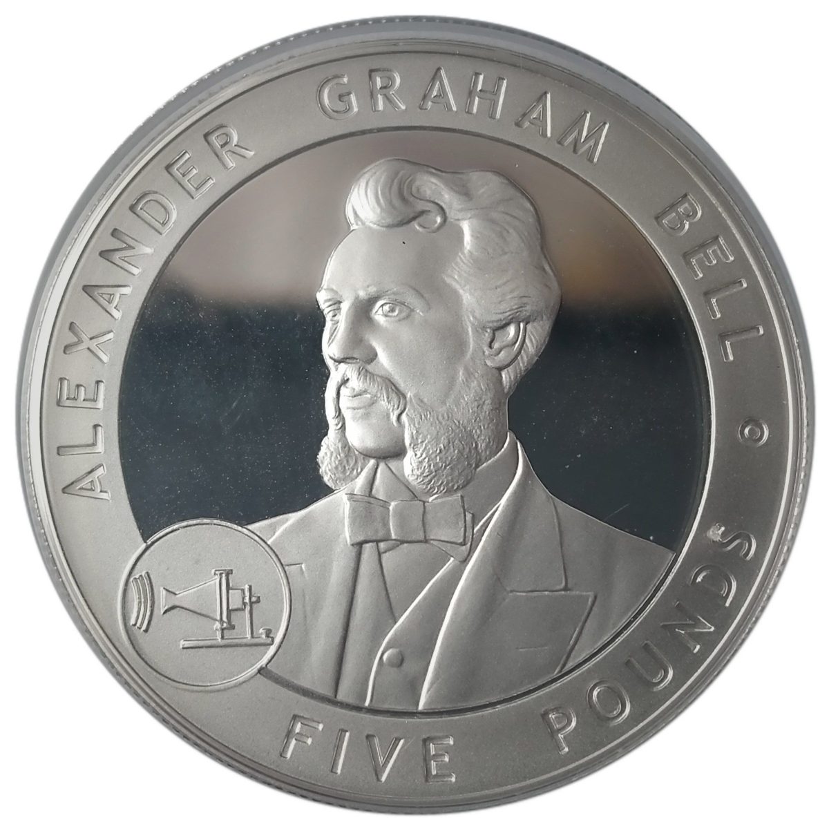 Guernsey 5 Pounds - Elizabeth II Alexander Graham Bell reverse