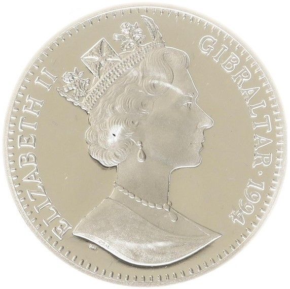Gibraltar 1 Crown - Elizabeth II Goalkeeper diving; Silver Proof obverse