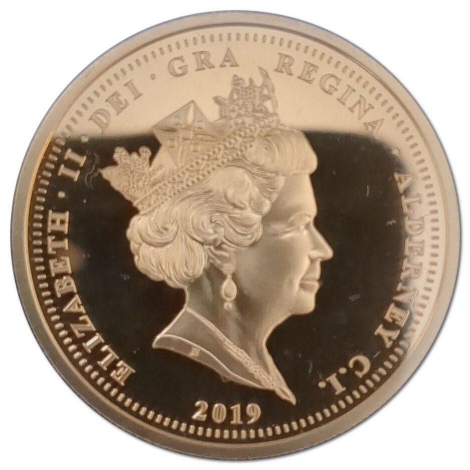 Alderney 5 Sovereigns - Elizabeth II Remembrance obverse