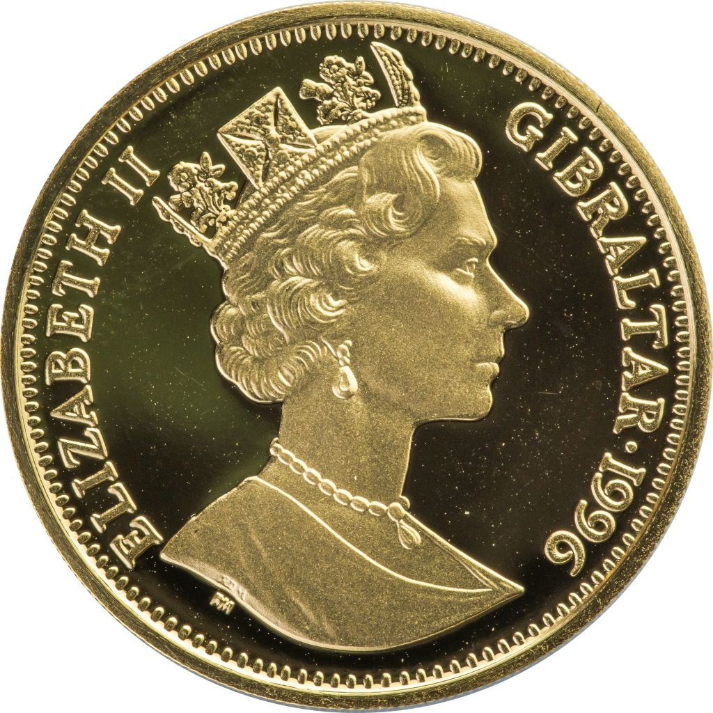 Gibraltar ½ Crown - Elizabeth II Peter Rabbit Escaping; Gold Proof obverse