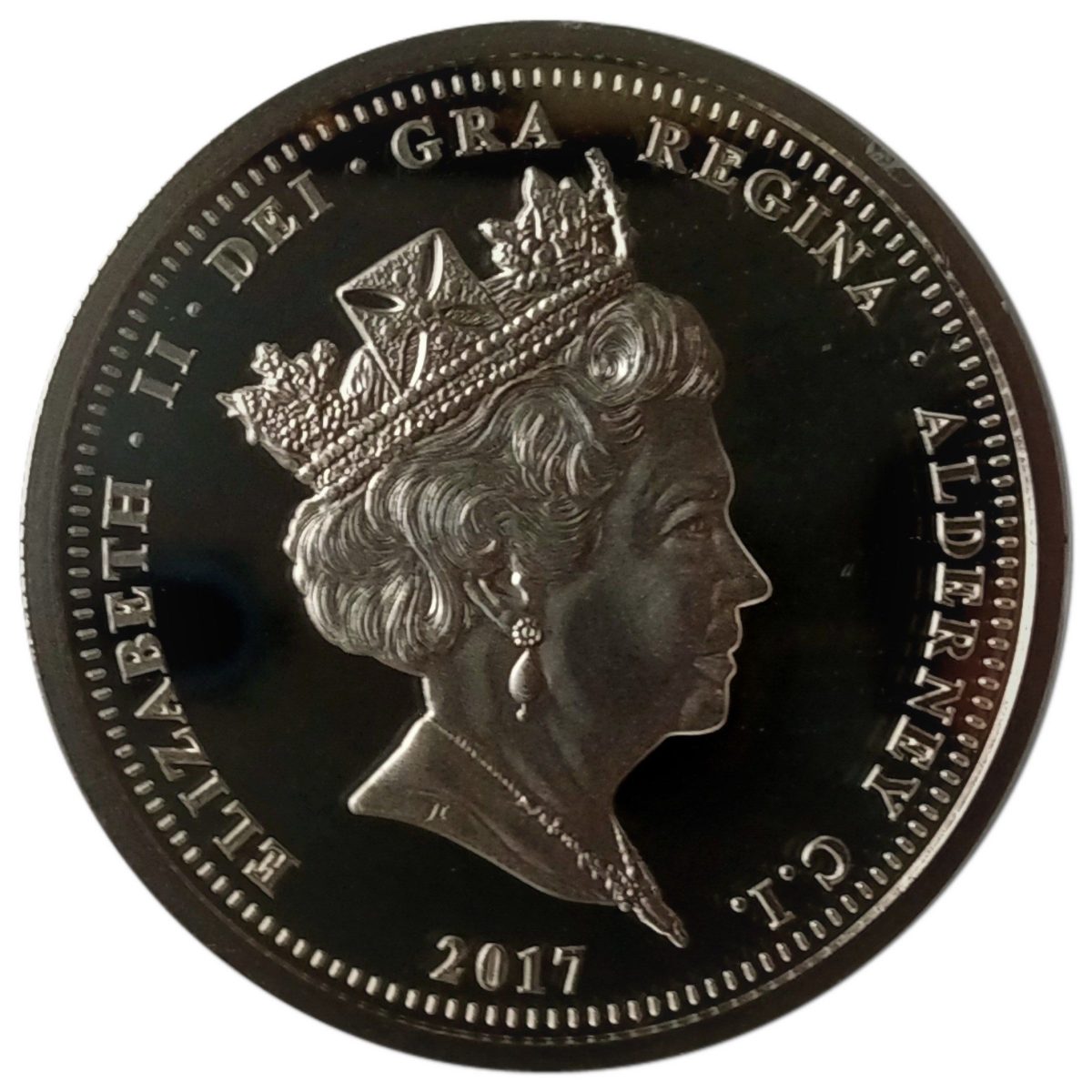 Alderney 5 Pounds - Elizabeth II Platinum Wedding - EP; Silver Plated obverse