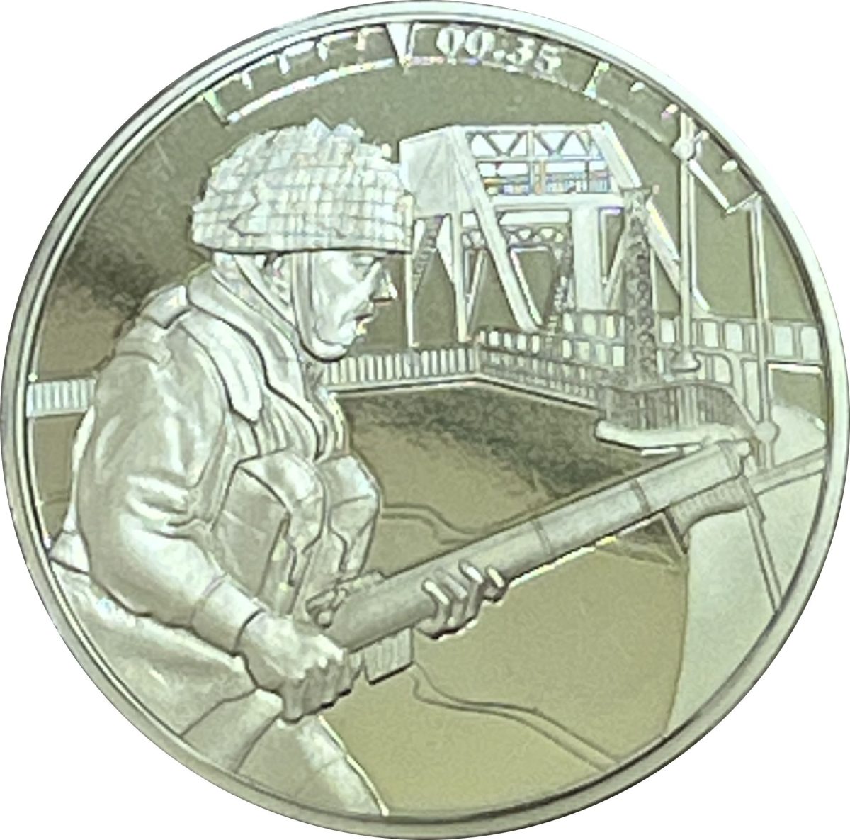 Jersey 5 Pounds - Elizabeth II D-Day Landing 00:35