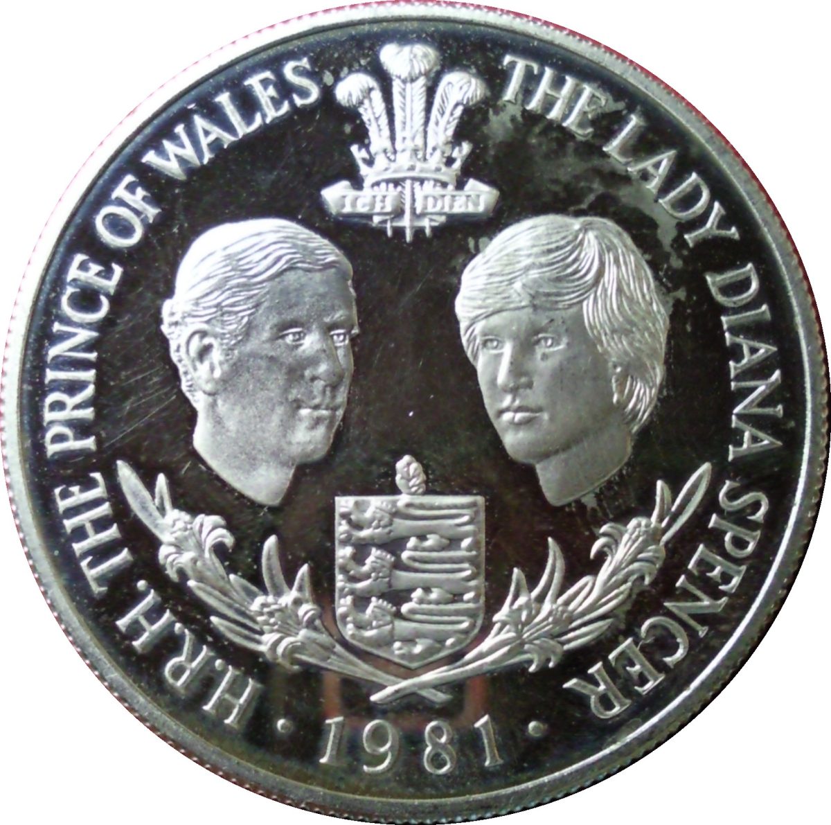 Guernsey 25 Pence - Elizabeth II Royal Wedding; Silver Proof