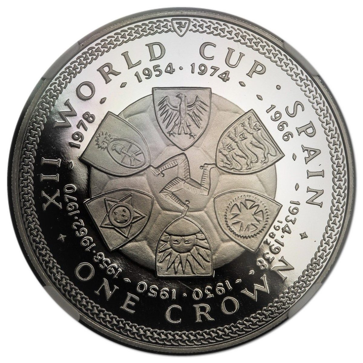 Isle of Man 1 Crown - Elizabeth II World Cup in Spain - Victors updated; Platinum Proof reverse