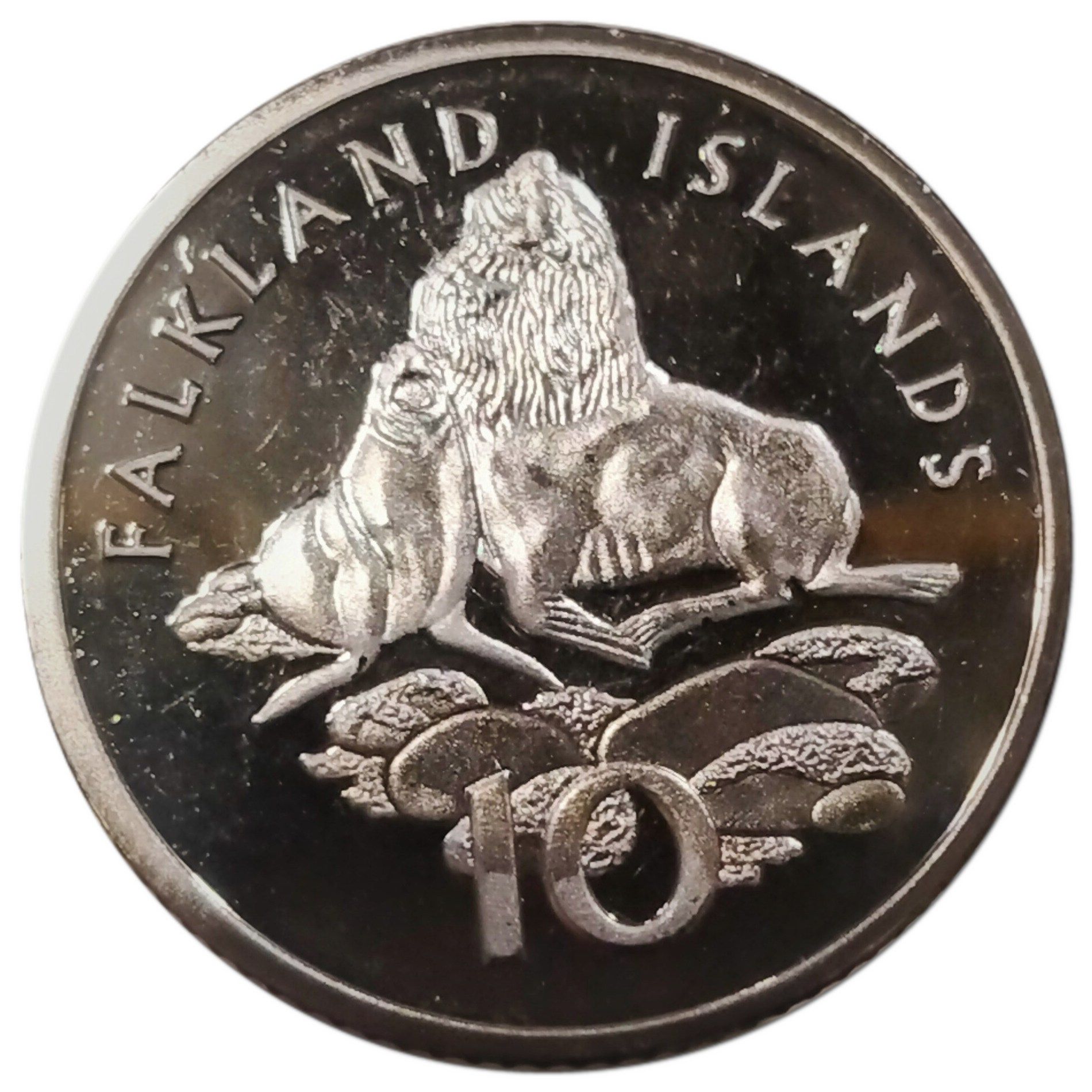 Falkland Islands 10 Pence - Charles III reverse
