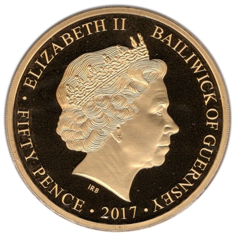 Guernsey 50 Pence - Elizabeth II WWI - Royal Flying Corps Medals obverse