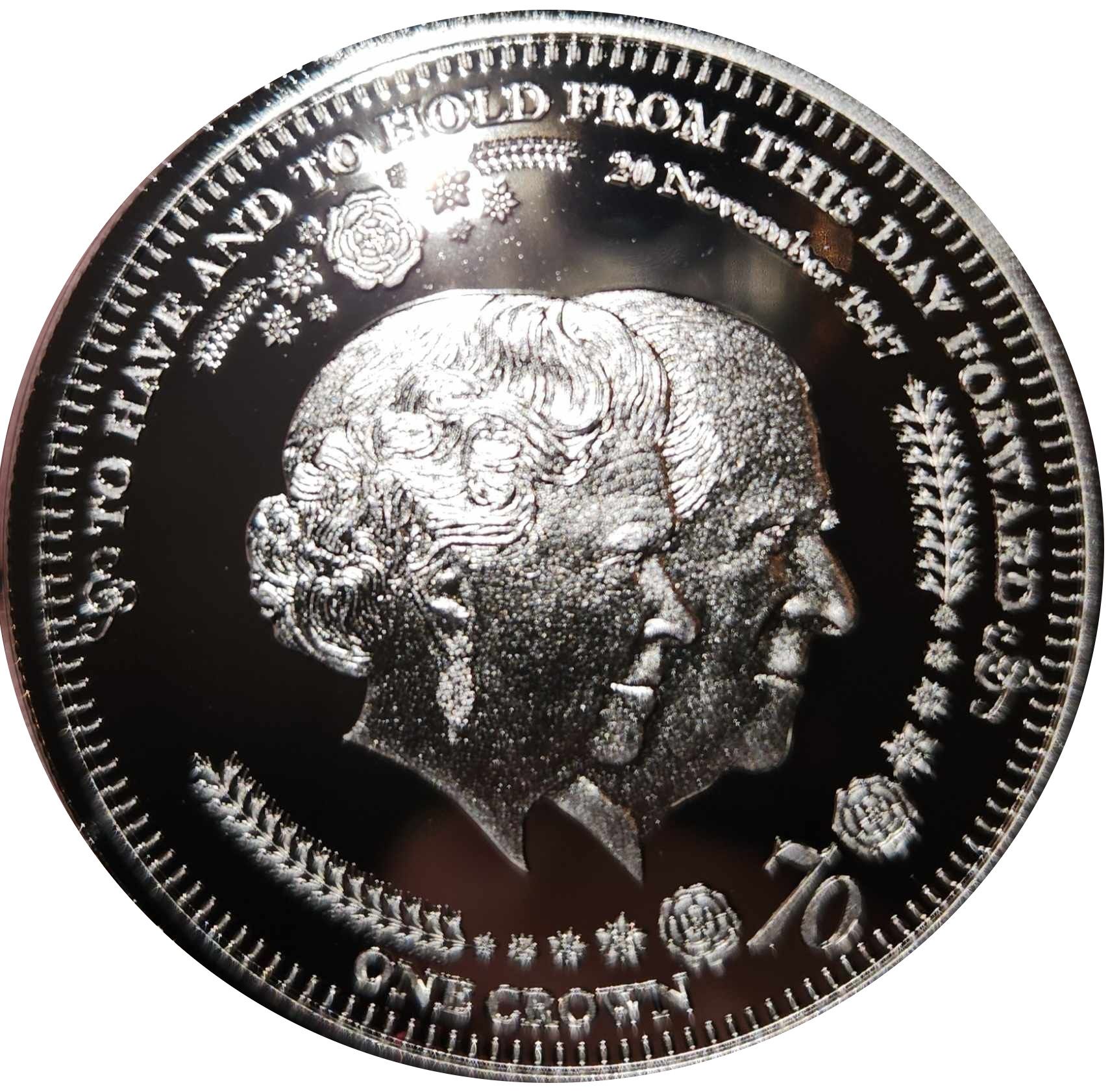 Tristan da Cunha 1 Crown - Elizabeth II Platinum Wedding Anniversary reverse
