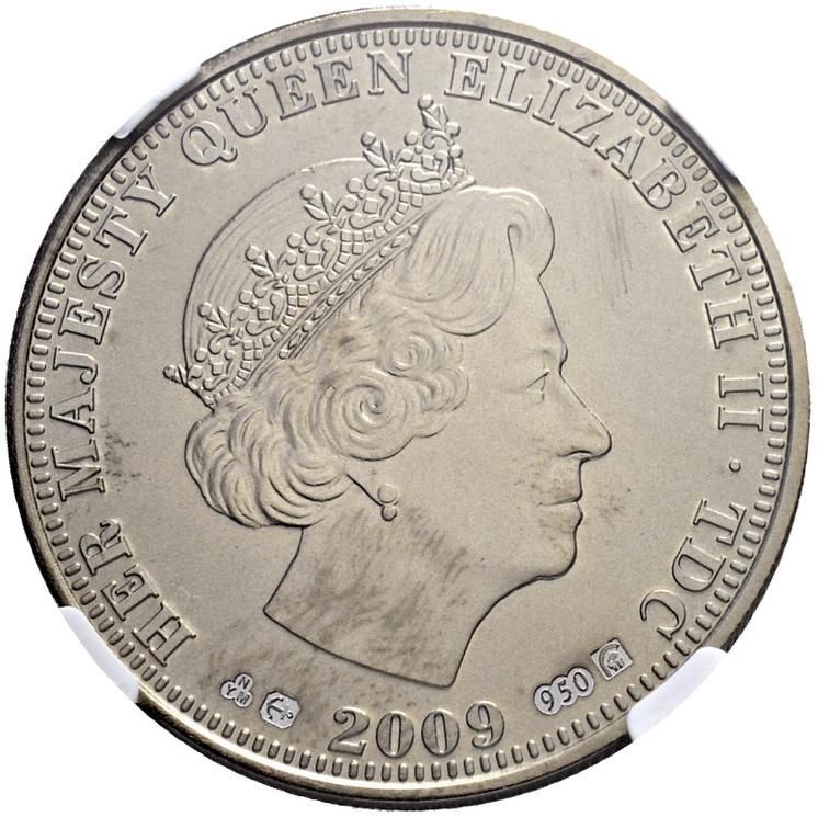 Tristan da Cunha 5 Pounds - Elizabeth II Britannia obverse