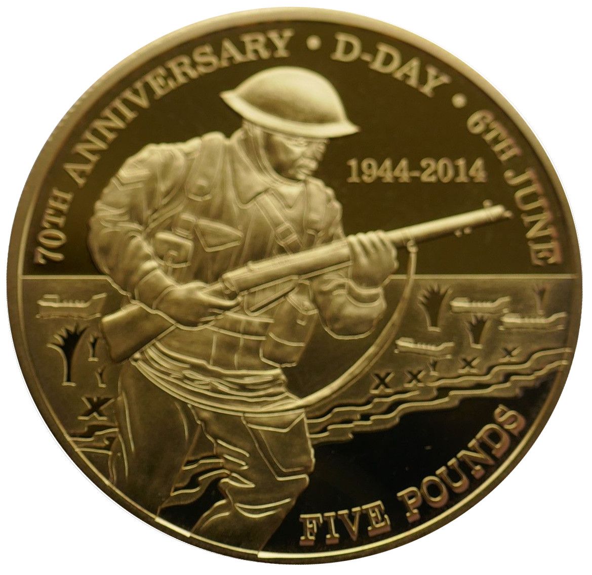 Tristan da Cunha 5 Pounds - Elizabeth II D-Day Anniversary; Gold plated copper-nickel