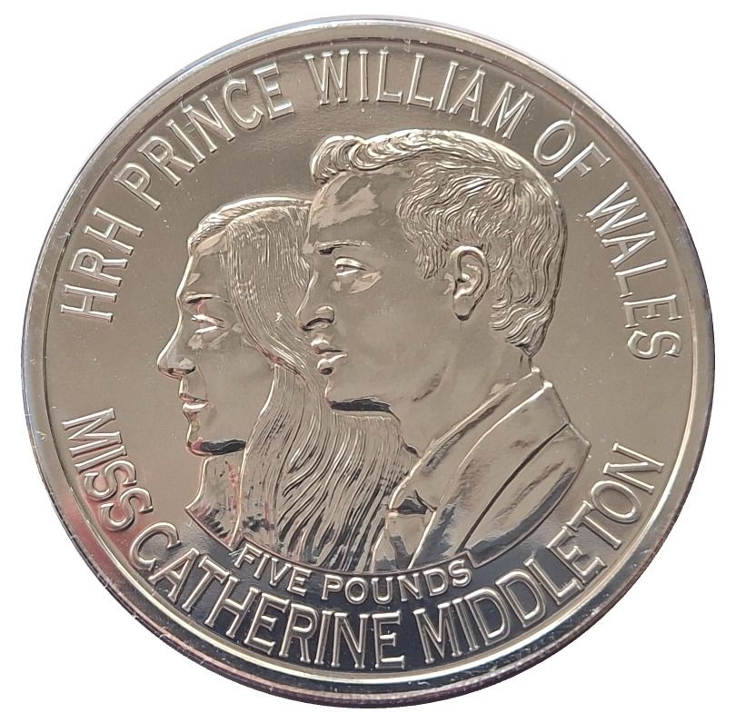 Guernsey 5 Pounds - Elizabeth II Royal Wedding reverse