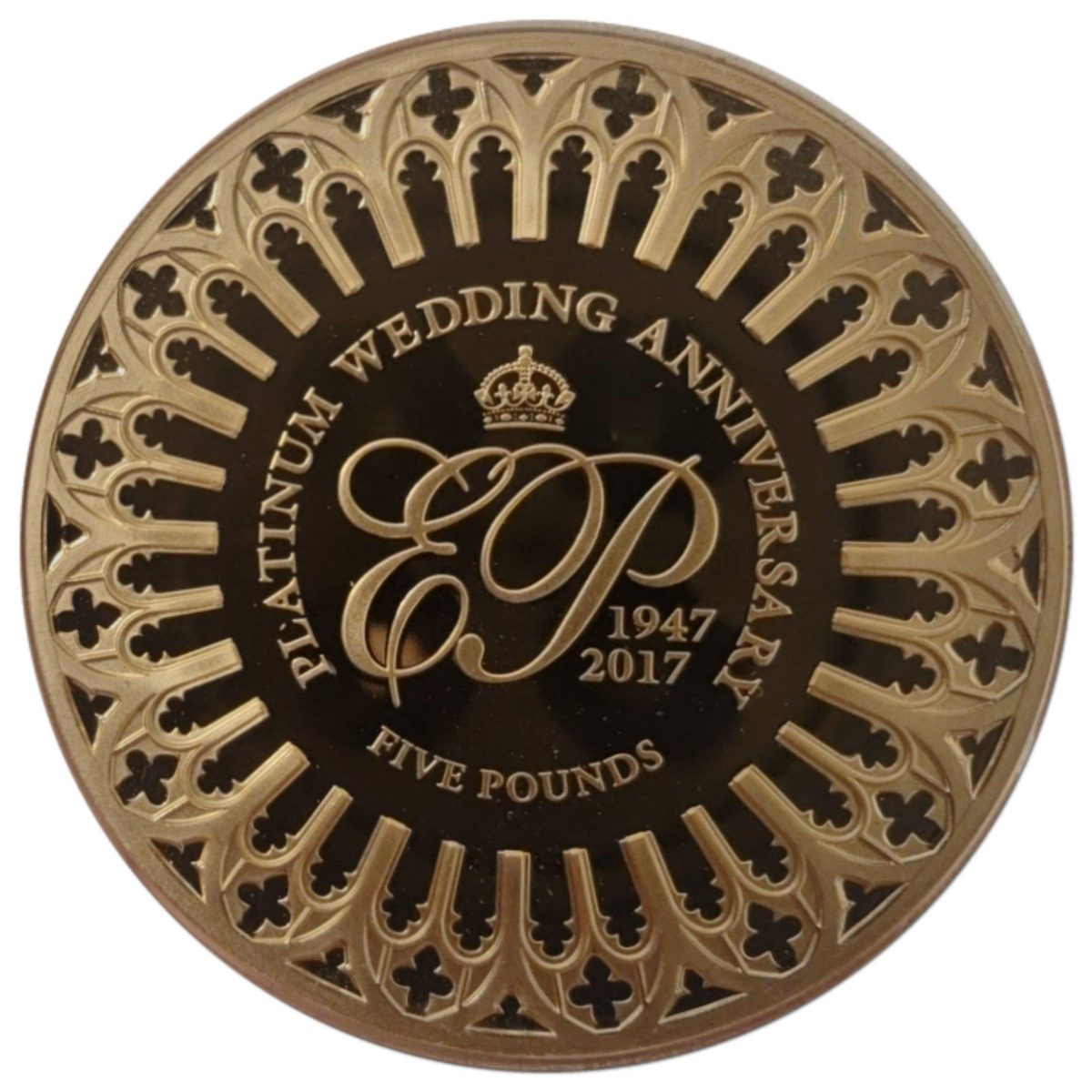 Guernsey 5 Pounds - Elizabeth II Platinum Wedding; Gold Proof reverse