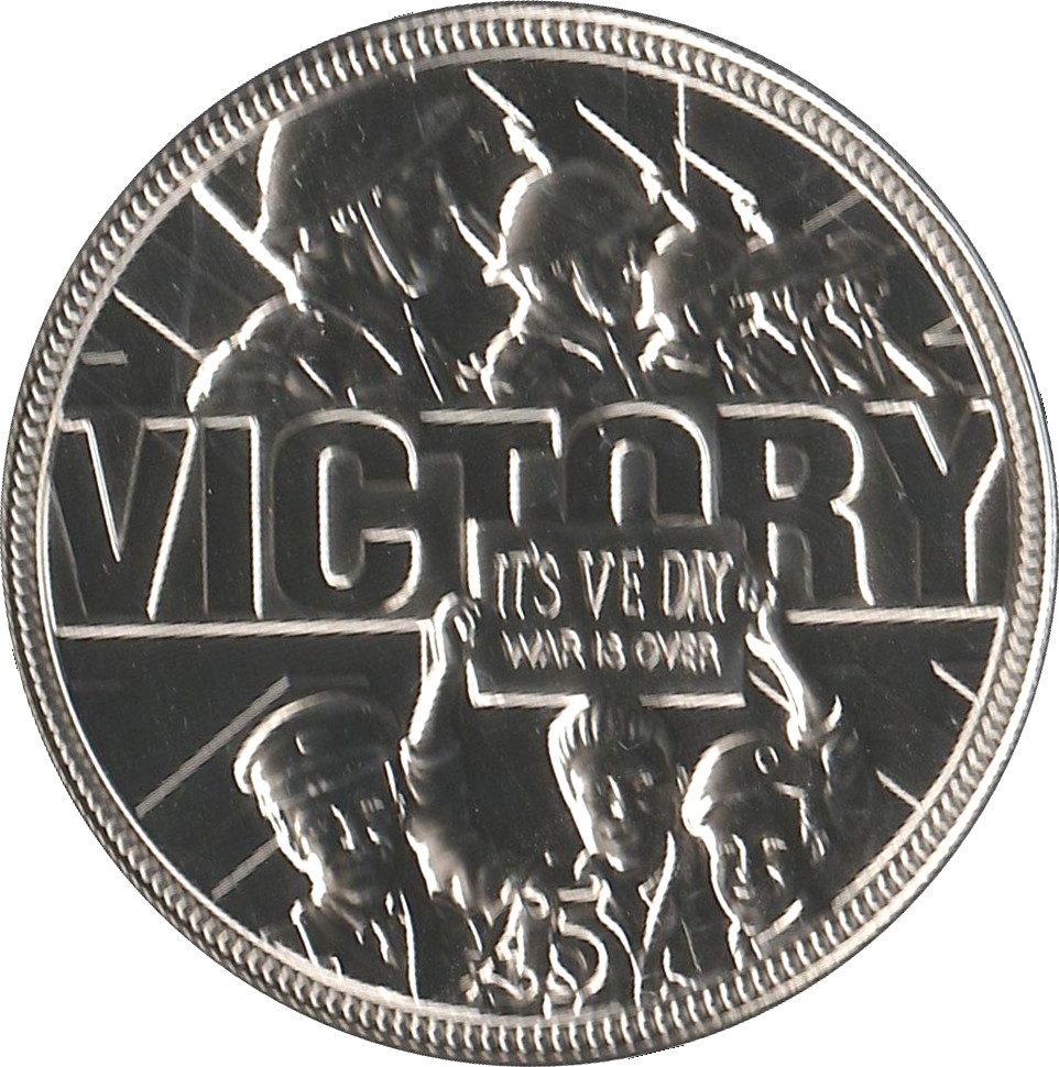 Guernsey 5 Pounds - Elizabeth II VE Day reverse