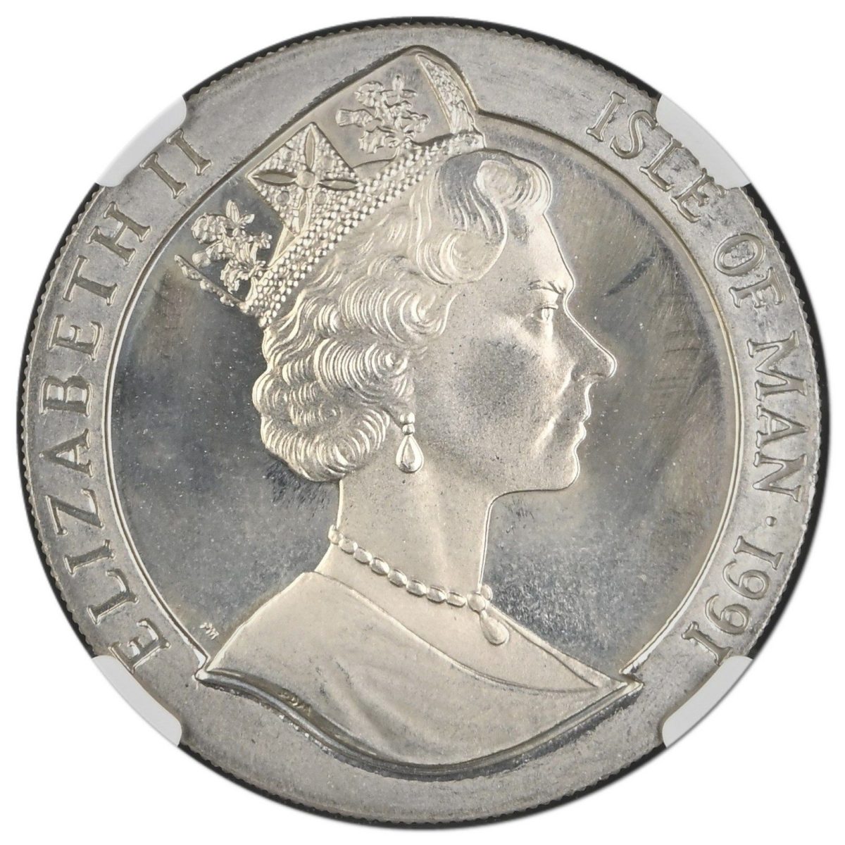 Isle of Man 1 Crown - Elizabeth II America's Cup obverse