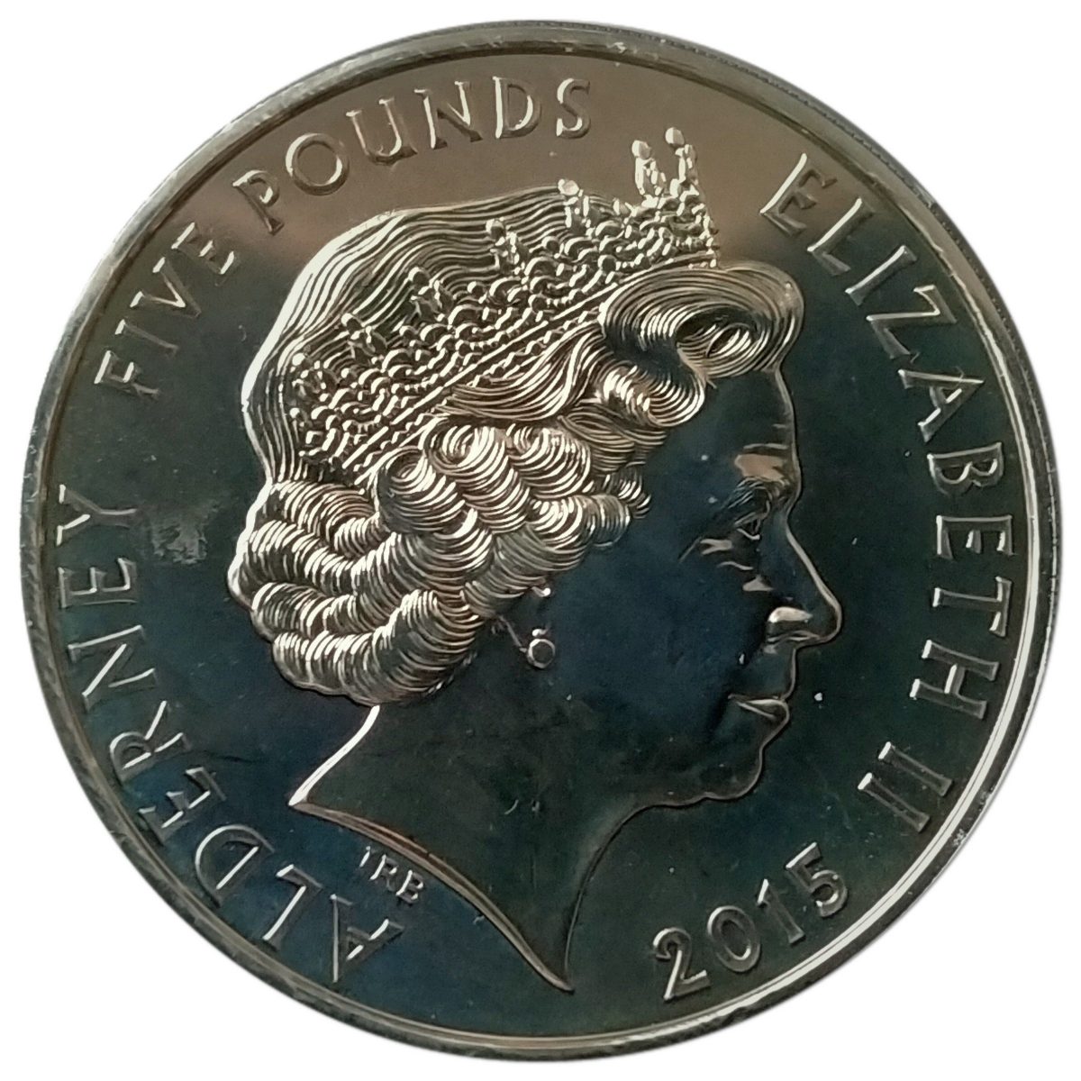 Alderney 5 Pounds - Elizabeth II "The Orator" obverse