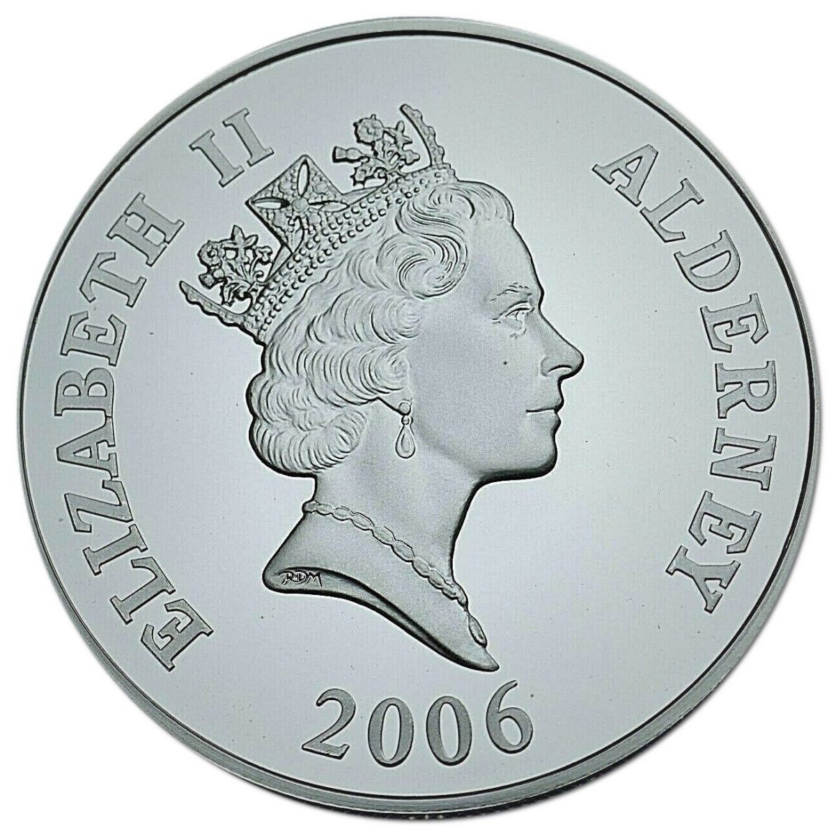 Alderney 5 Pounds - Elizabeth II Victoria Cross; Charles Davis Lucas obverse