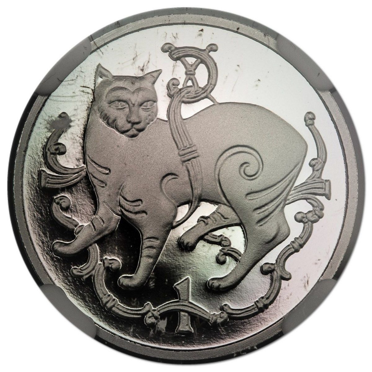 Isle of Man 1 Penny - Elizabeth II Manx cat; Platinum