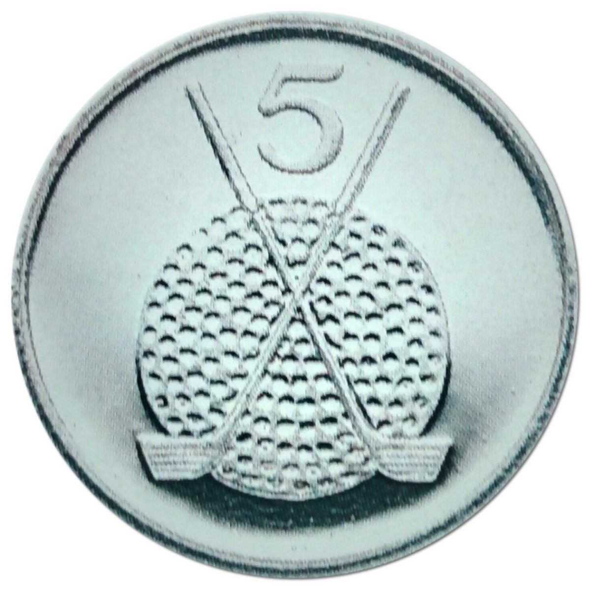 Isle of Man 5 Pence - Elizabeth II Golf ball and clubs; Silver