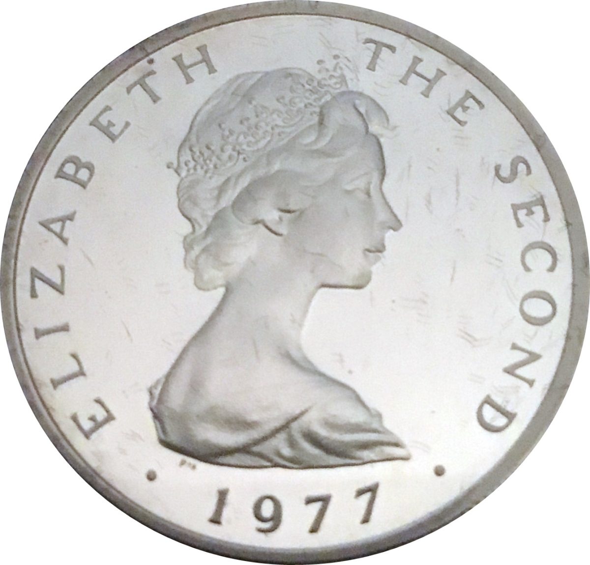 Isle of Man 10 Pence - Elizabeth II Triskelion on map; Silver obverse