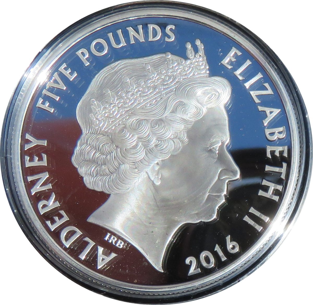 Alderney 5 Pounds - Elizabeth II 2016 Remembrance Day, Silver Proof obverse
