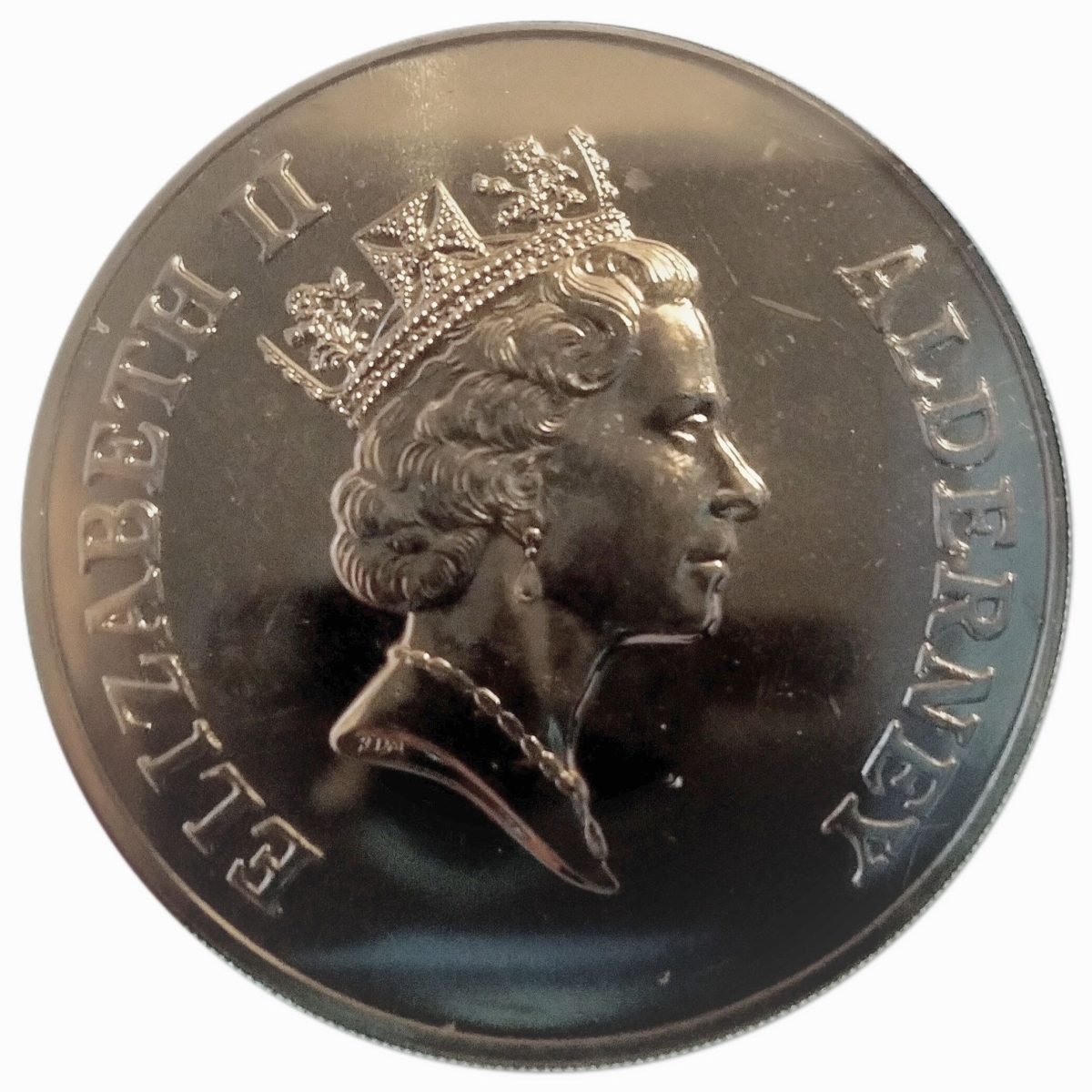 Alderney 5 Pounds - Elizabeth II Golden Jubilee obverse