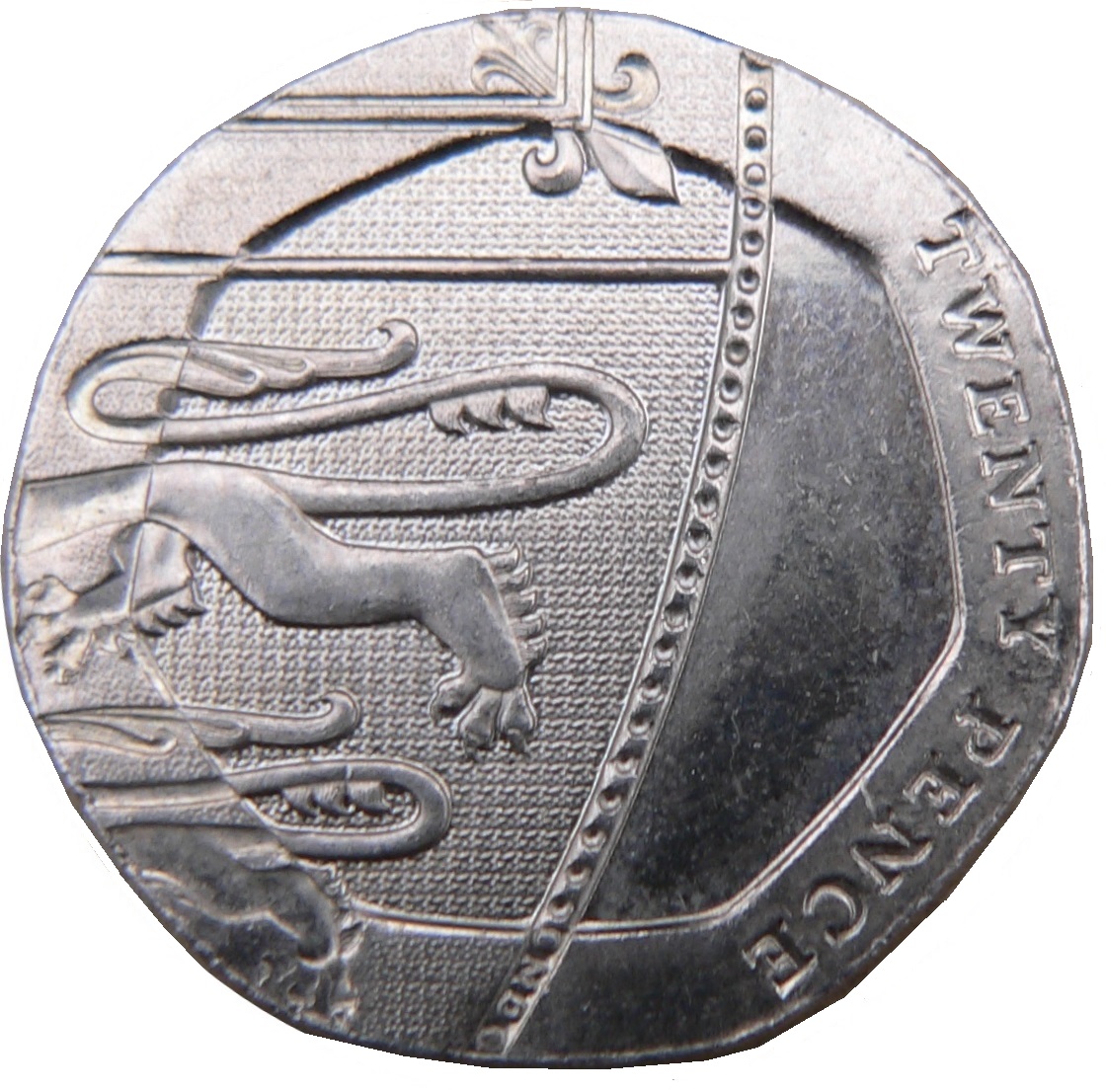 20 Pence - Elizabeth II 4th portrait; Undated mule reverse