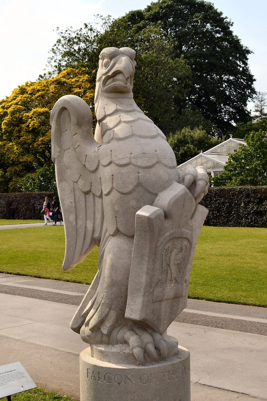 Statue of the Falcon of the Plantagenets, one of the Queen's Beasts Statue of the Falcon of the Plantagenets, one of the Queen's Beasts at Kew
