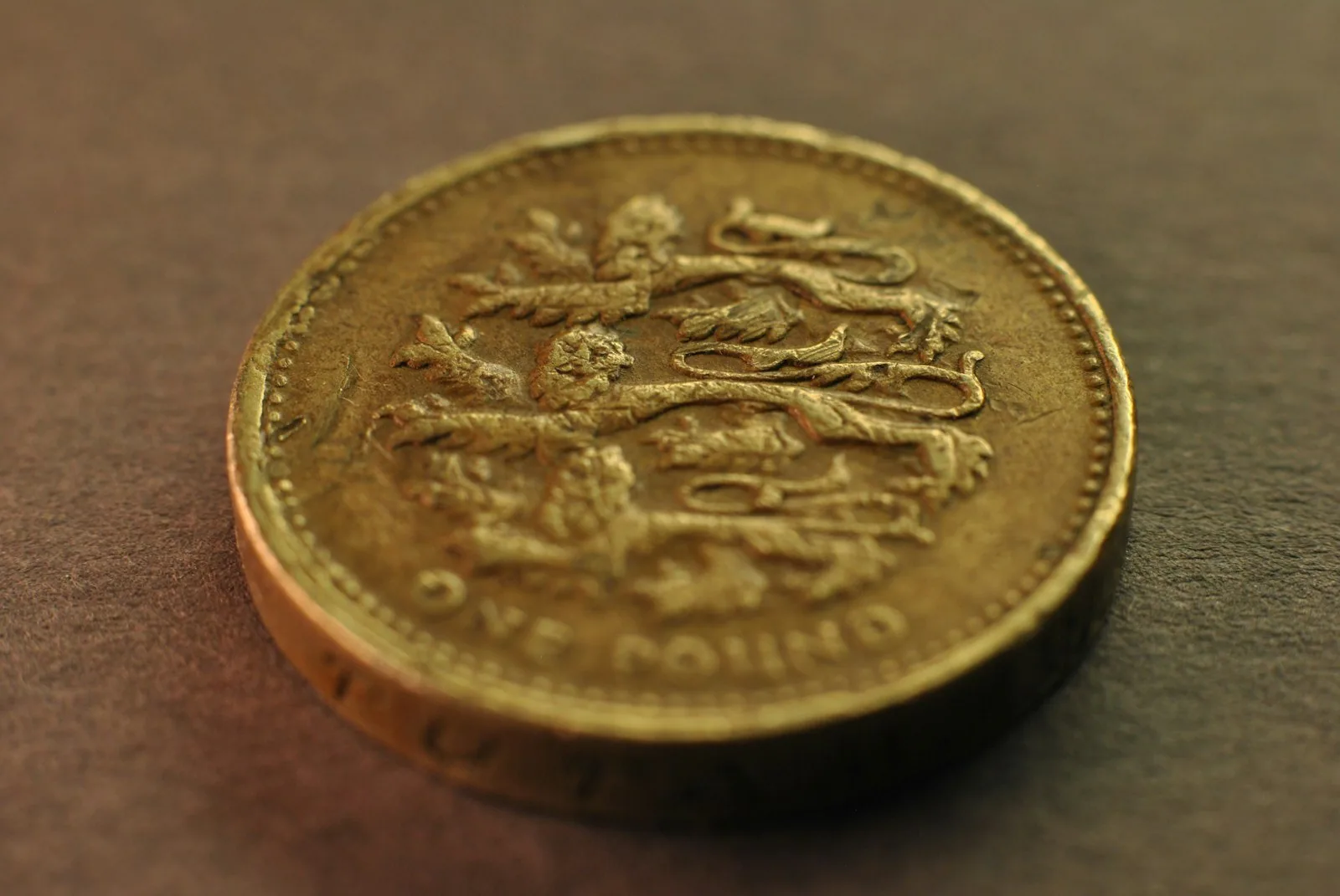 One pound coin macro Macro photograph of a one pound coin